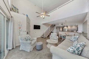 Apartment (2 Bedrooms) | Interior - Beachfront Condo w/ Balcony on Manasota Key (Englewood)