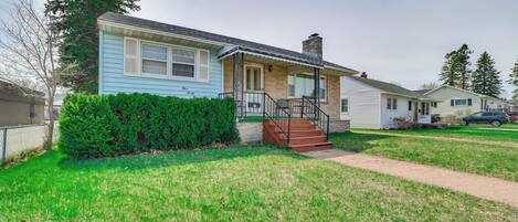 House (2 Bedrooms) | Exterior