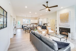 House (3 Bedrooms) | Front of property