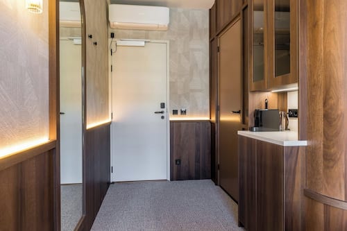 Deluxe Double Room | Free WiFi