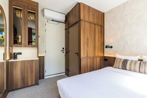 Deluxe Double Room | Free WiFi