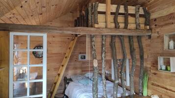 1 多间卧室、床单