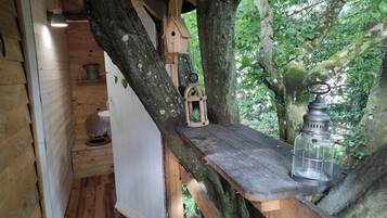 Enceinte de lâhĂ©bergement