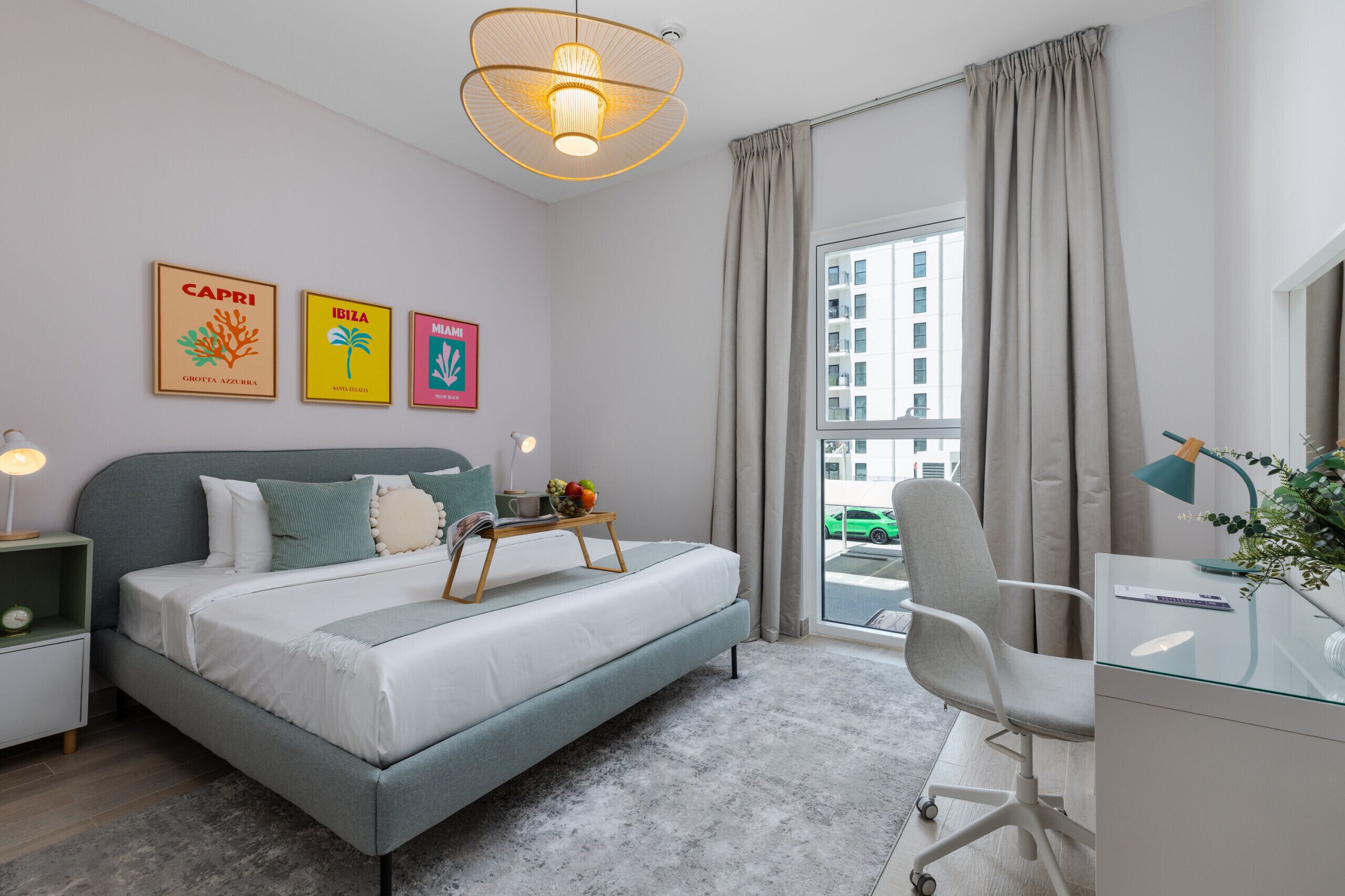 1 chambre, coffres-forts dans les chambres, fer et planche à repasser