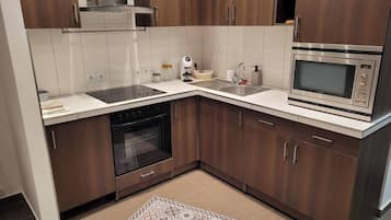 Apartment, 1 Bedroom, Smoking | Interior