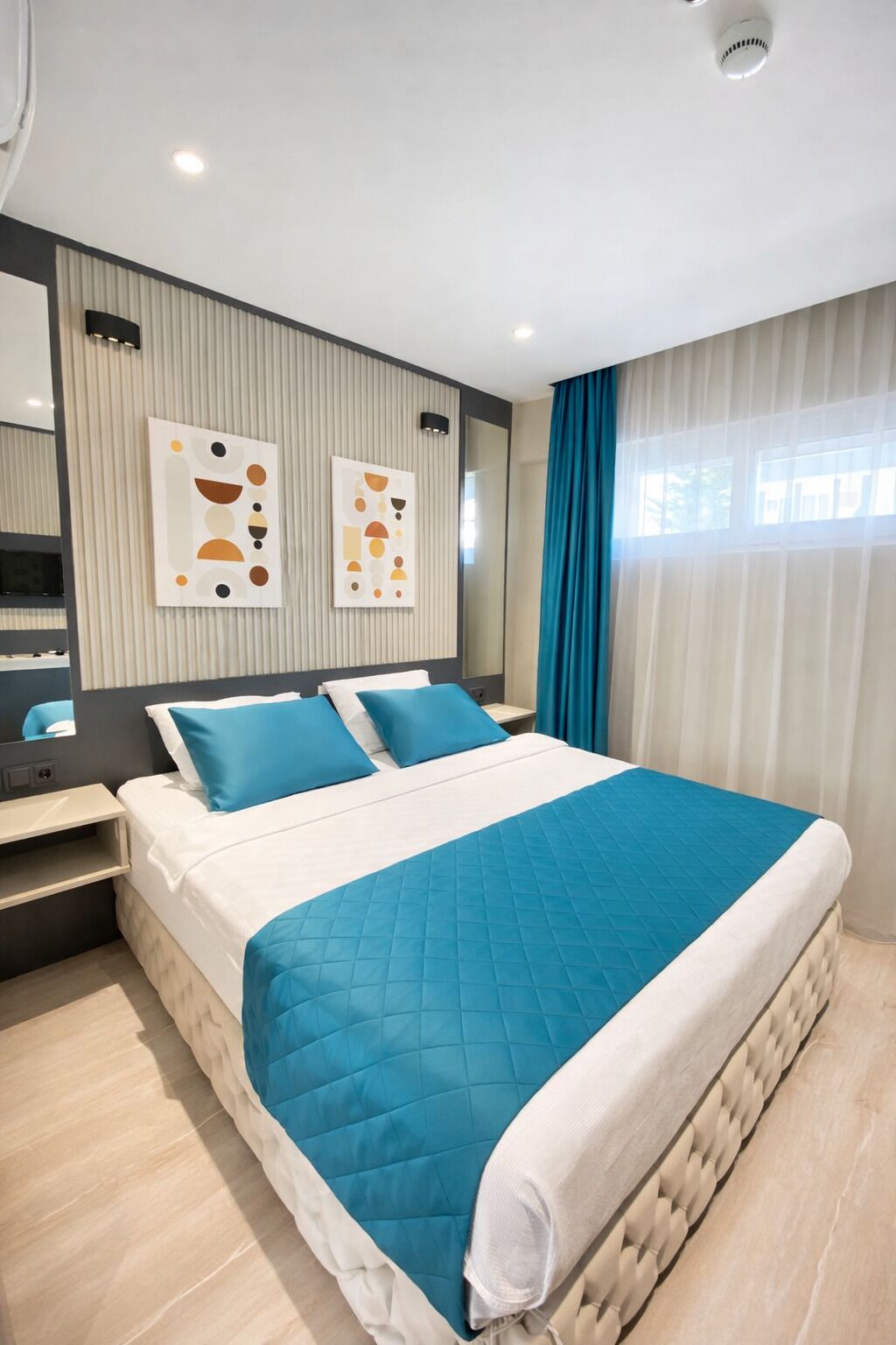 Economy Room Without Balcony | Safe på rommet, blendingsgardiner, lydisolert og strykejern/-brett