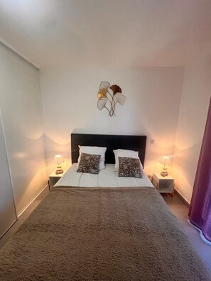 3 Schlafzimmer, Bügeleisen/Bügelbrett, WLAN, Bettwäsche