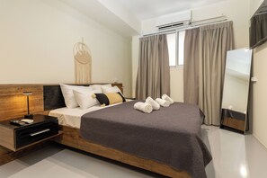 Herbergi með tvíbreiðu rúmi | Ókeypis þráðlaus nettenging