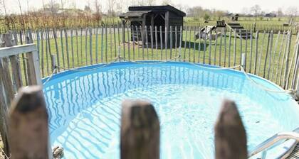 1 bedroom cabin in oosterwolde