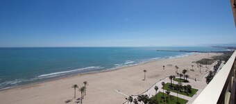 3 bedroom apartment in cullera