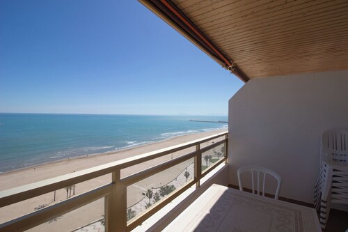 3 bedroom apartment in cullera