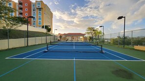 Unclassified image, 3 of 28, button