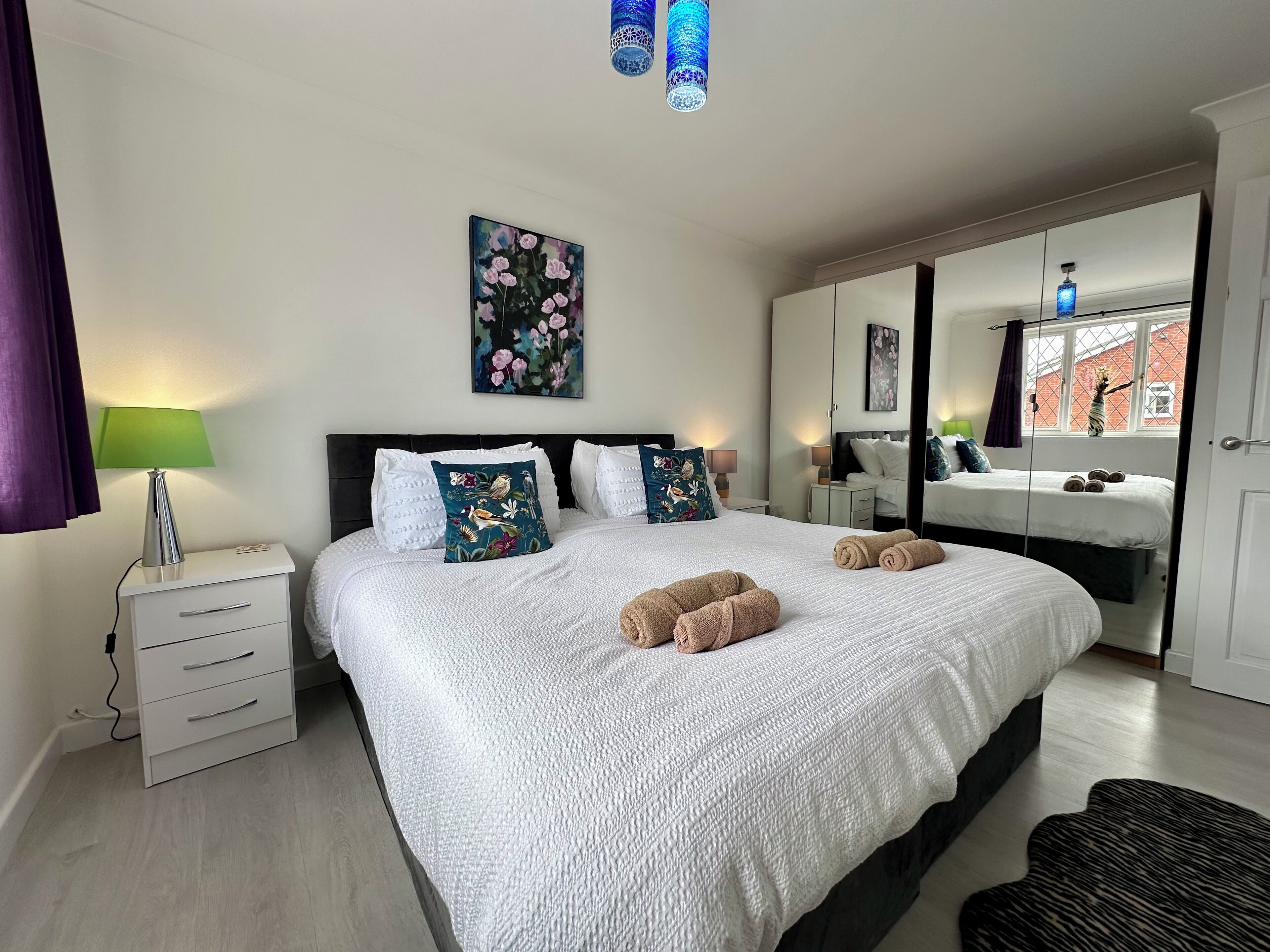 4 chambres, fer et planche à repasser, lit parapluie, Wi-Fi