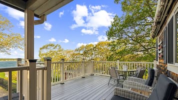House, 3 Bedrooms | Outdoor dining