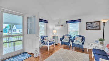 Cottage, 2 slaapkamers | Woonruimte | Smart-tv