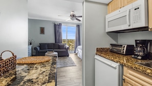 Condo, 1 Bedroom | Interior
