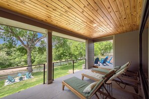 House, 4 Bedrooms | Terrace/patio