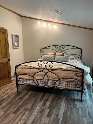 3 Schlafzimmer, kostenloses WLAN, Bettwäsche