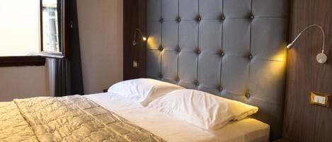 Minibar, in-room safe, desk, laptop workspace