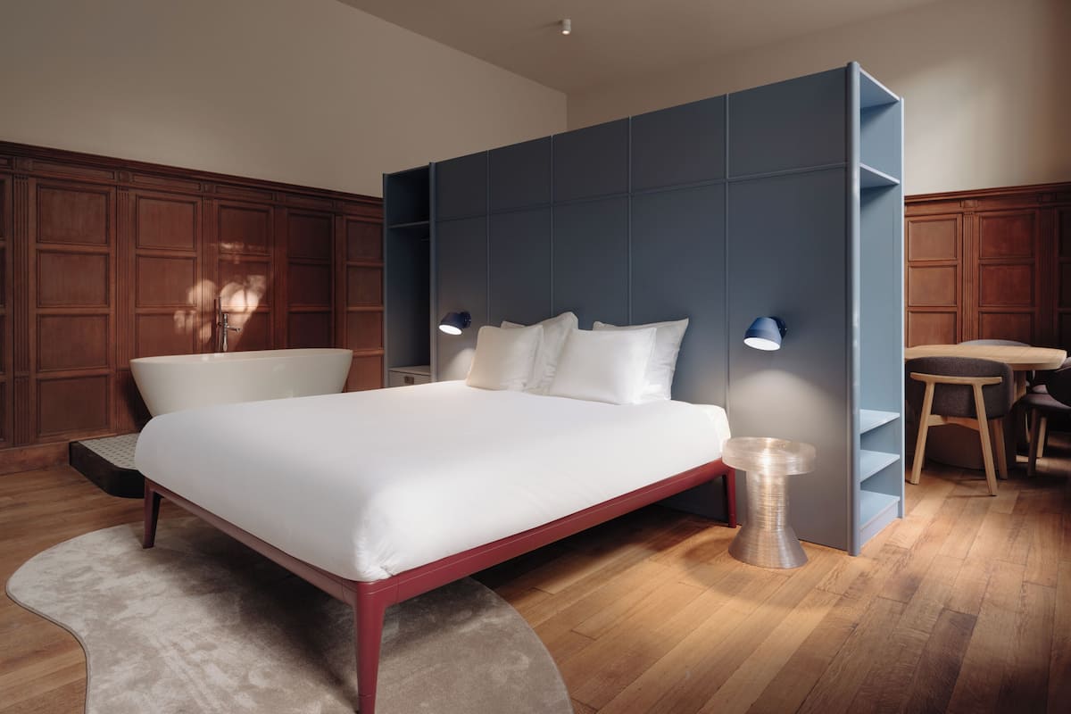 Signature Loft