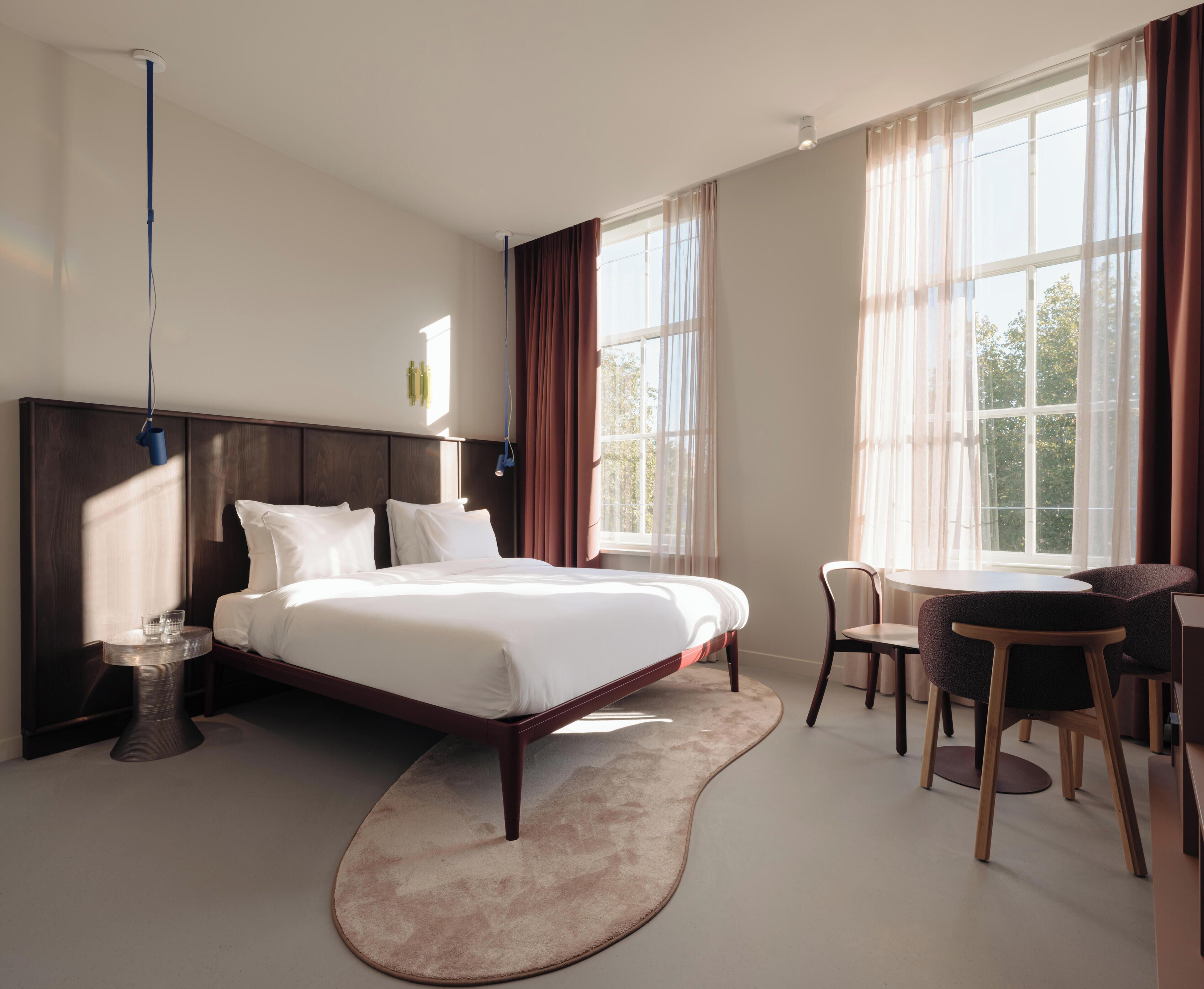 Family room - interconnecting