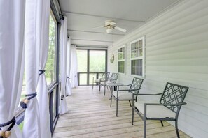 Interior - Peaceful Countryside Retreat Near Lake Barkley! (Dover)