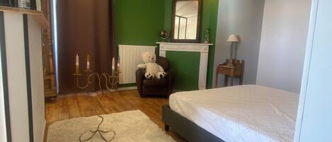 1 makuuhuone, silitysrauta/-lauta, ilmainen Wi-Fi, vuodevaatteet