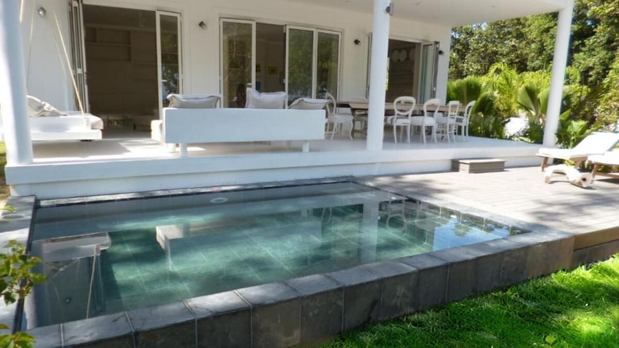 Villa Mimi Beachfront Beau Vallon