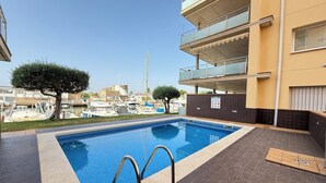 Pool - Agi Cap Trencat 146 Apartamento for rent in Roses Girona. (Roses)