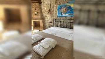 Quarto superior, vista para o jardim | 1 quarto, escrivaninha, Wi-Fi de cortesia