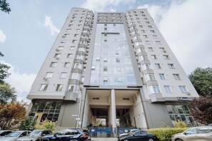 Exterior - Modern Studio • Near Stefan cel Mare Blvd (Chișinău)