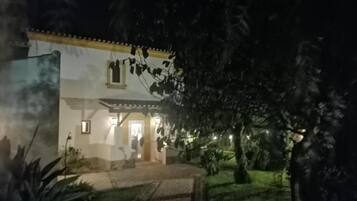 House, 4 Bedrooms, Smoking, Private Pool | Exterior