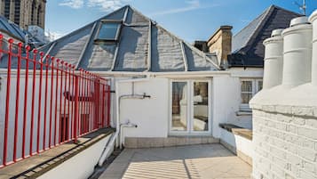 Apartamento Deluxe, 1 cama doble con sofá cama, no fumadores, vistas a la ciudad | Wifi gratis