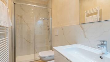 Superior-Apartment | Badezimmer