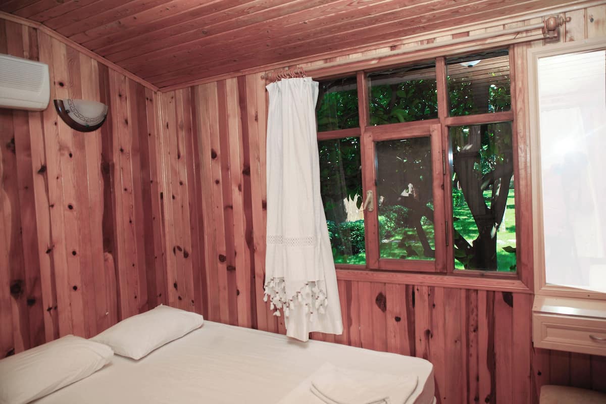 Double Room, Garden View | Free WiFi