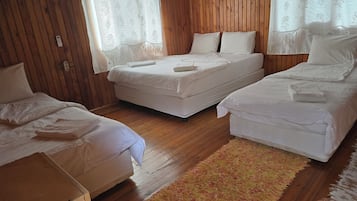 Quadruple Room | Free WiFi