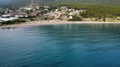 Aden's Villas J3