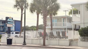 Exterior - Boutique on the beach, Studio #122 + Pool (Myrtle Beach)