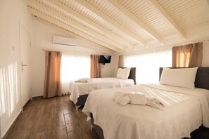 Family Suite, Balcony, Sea View | Laptop workspace, free WiFi - Pusula Otel (Urla)