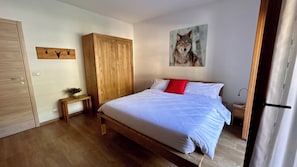 2 bedrooms, free WiFi, bed sheets