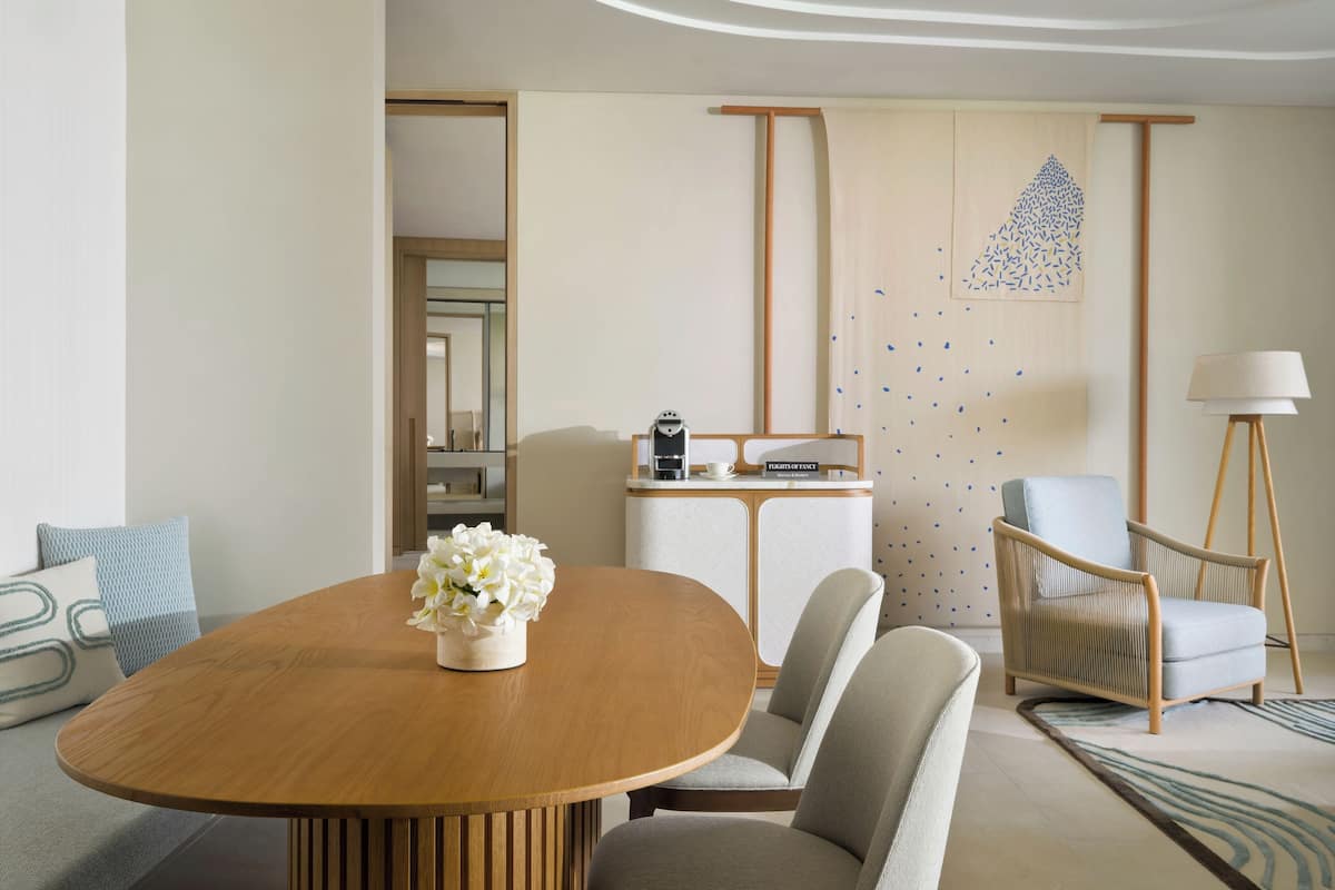 65-inch Smart TV with digital channels