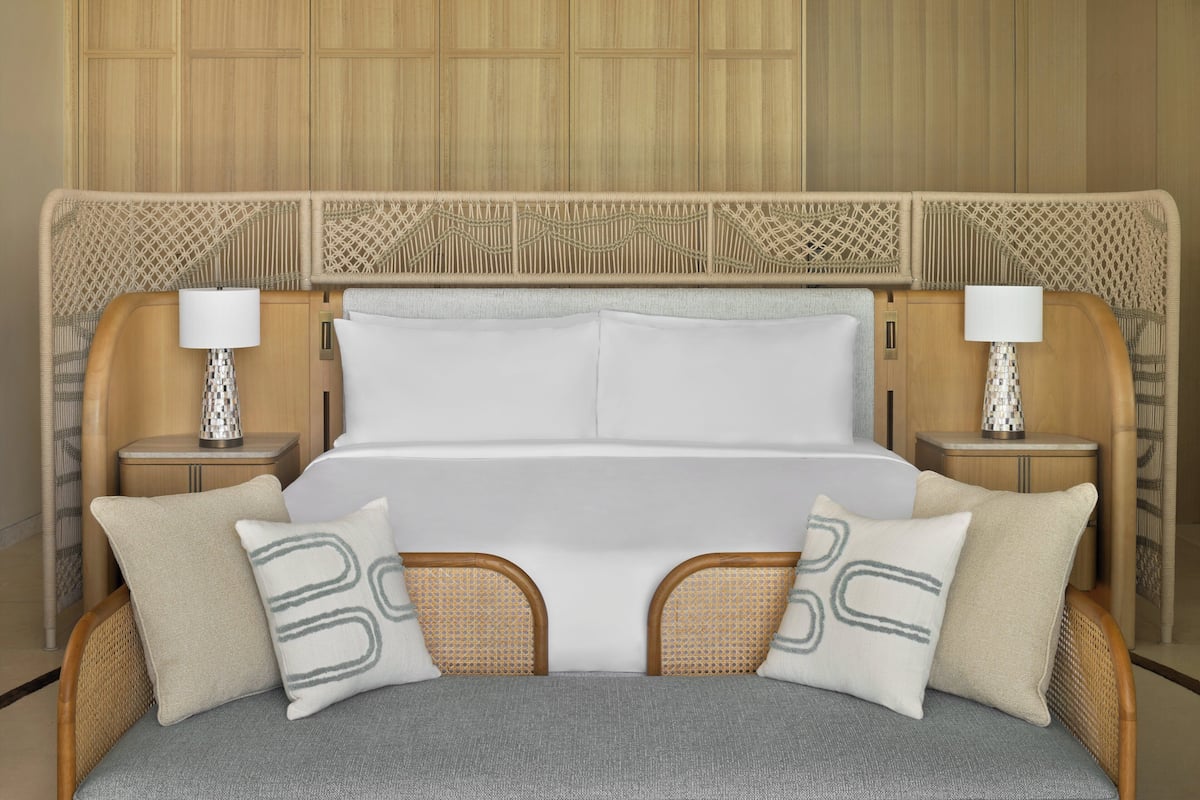 Minibar, in-room safe, desk, laptop workspace