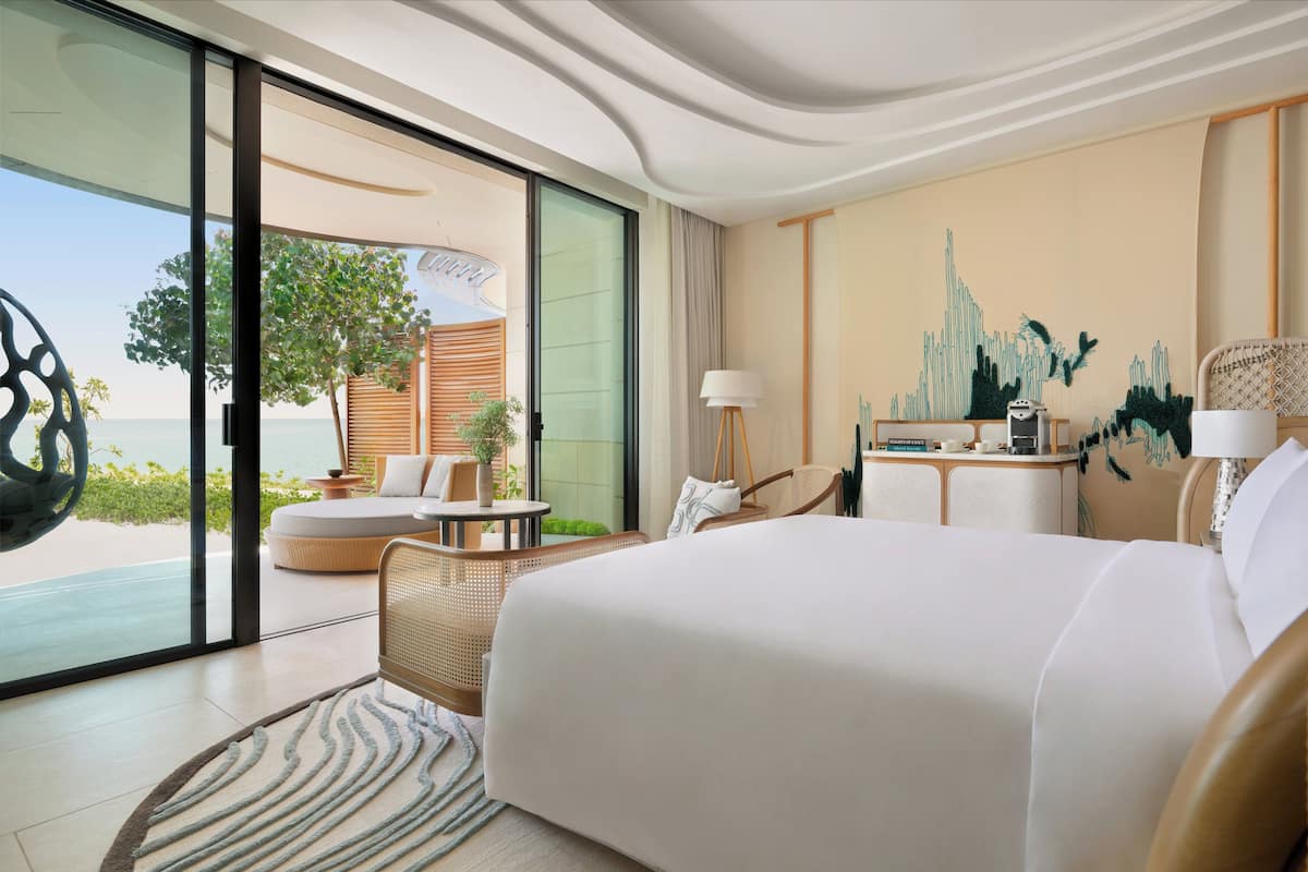 Minibar, in-room safe, desk, laptop workspace