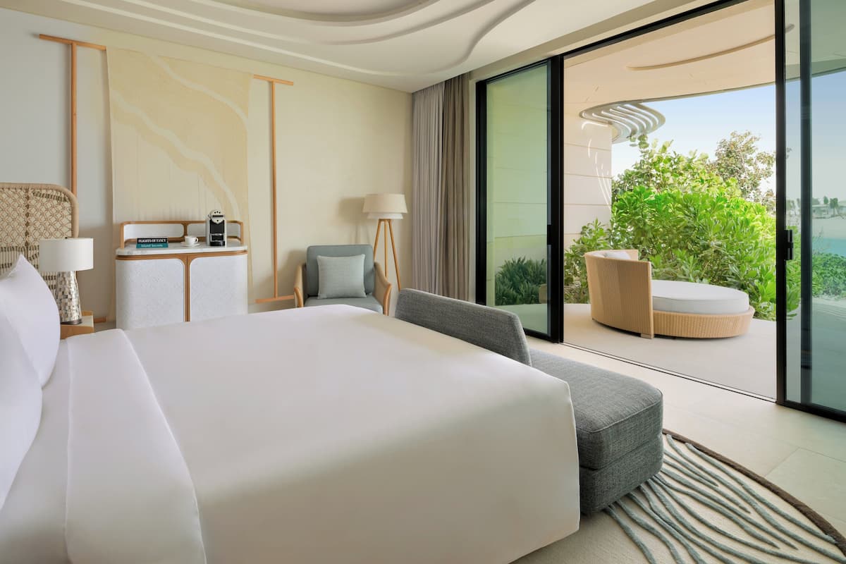 Down duvets, minibar, in-room safe, desk