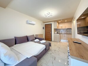 1 chambre, fer et planche à repasser, Wi-Fi, draps fournis