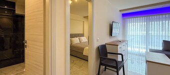 16 - Blue Star Suites by SDR