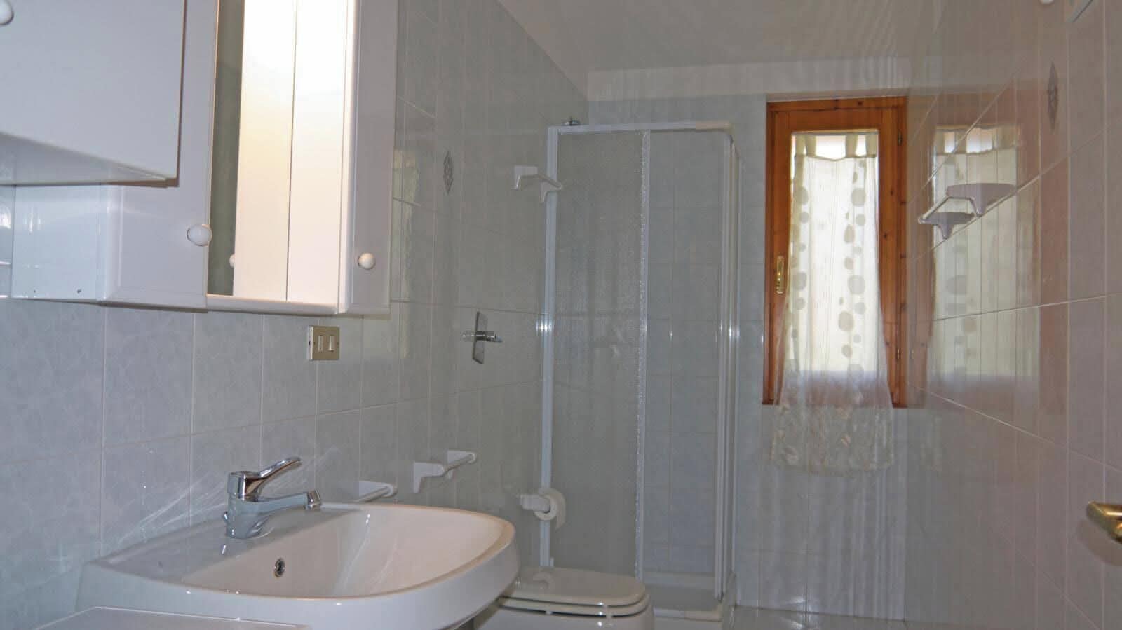 Family Apartment | Bathroom