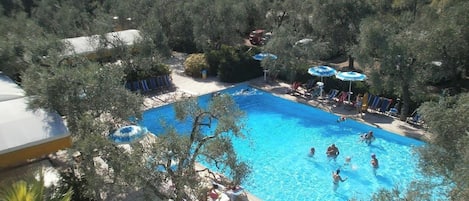 Piscina stagionale all'aperto