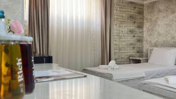 Quarto triplo standard | Wi-Fi de cortesia