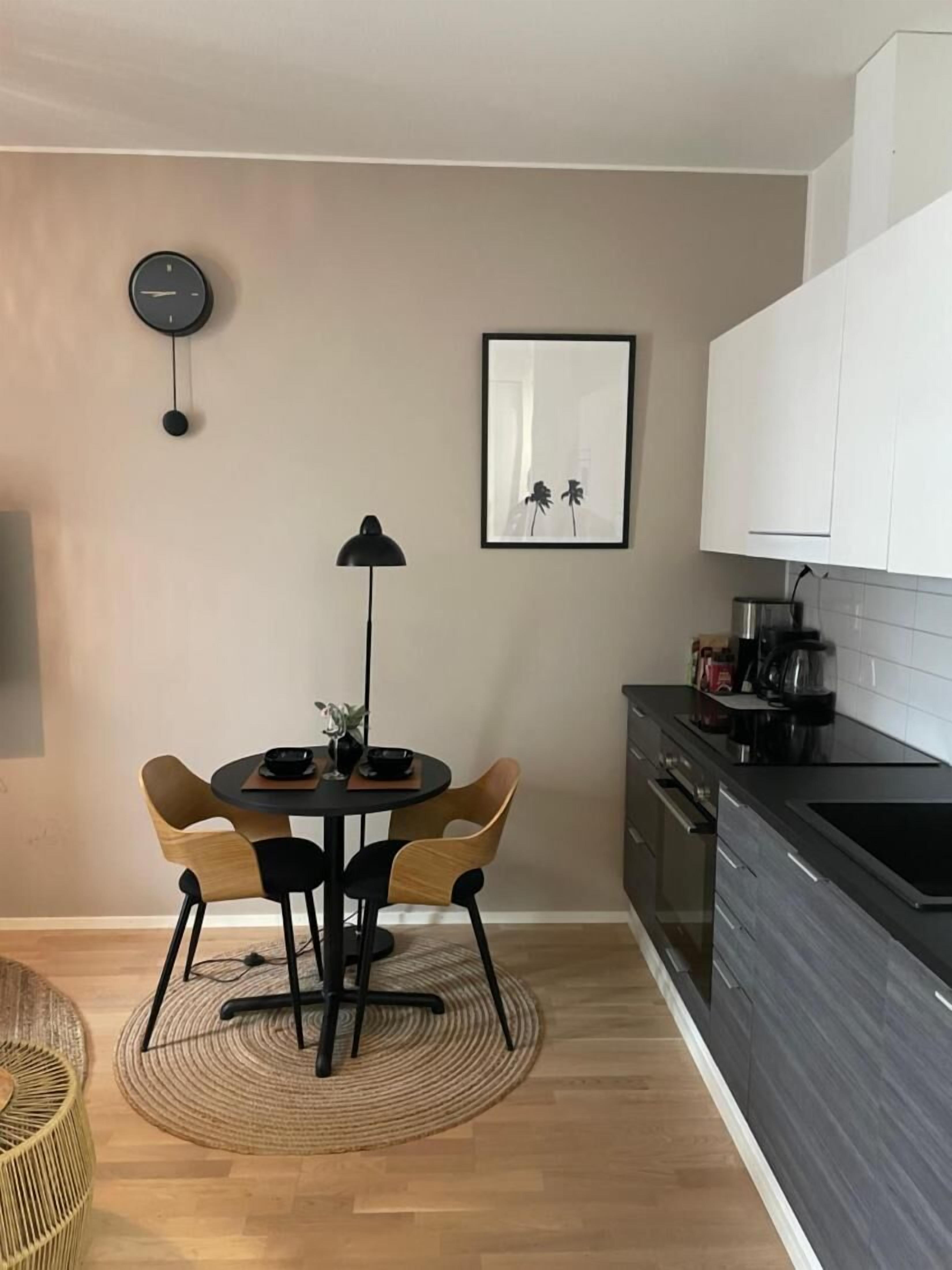 Căn hộ, 1 phòng ngủ, ban công | Phòng ăn